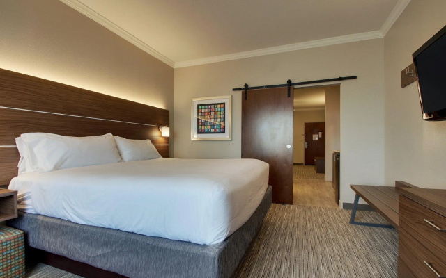 2 Bedrooms Executive Double Suite