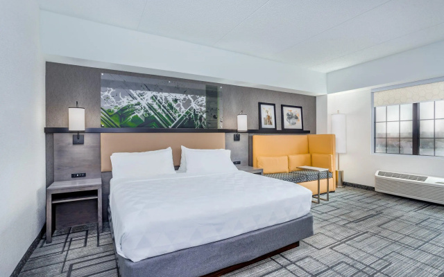 Standard Double room with city view