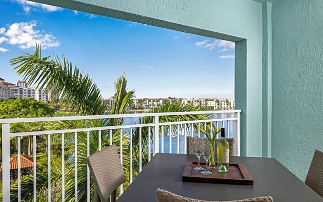 2 Bedrooms Quadruple Villa with balcony