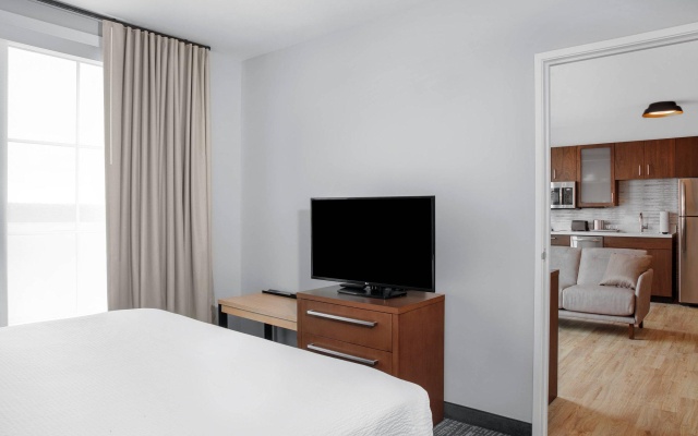 1 Bedroom Executive Double Suite with balcony