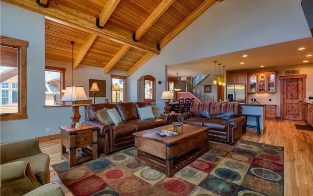 Superior Cottage