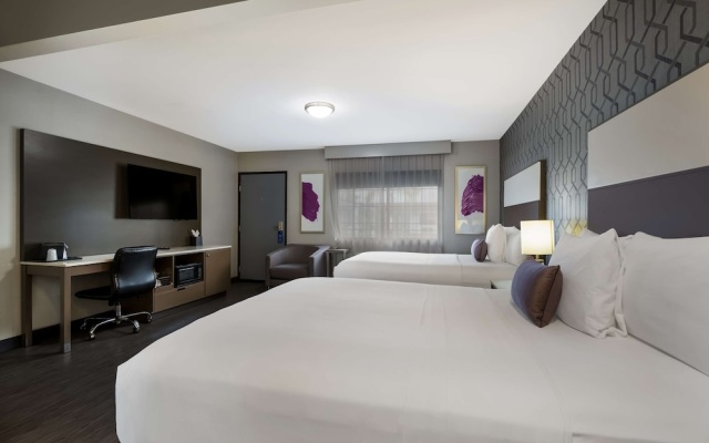 Deluxe Family room
