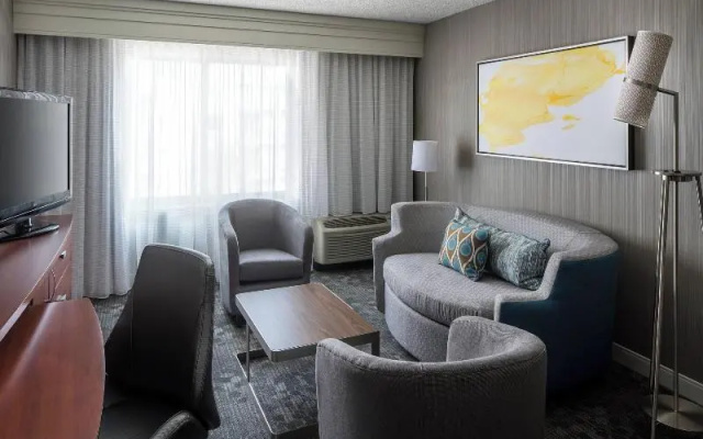 1 Bedroom Double Suite with balcony