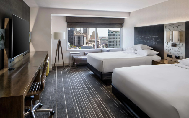 Quadruple room with city view
