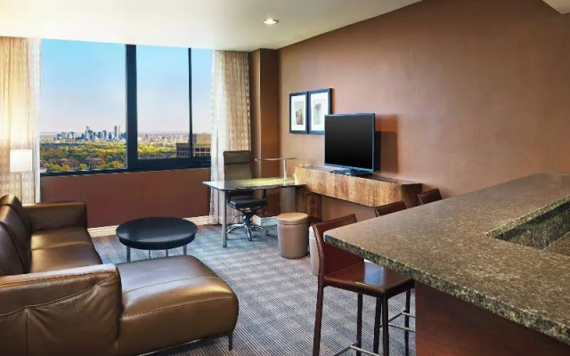 Deluxe Double Suite