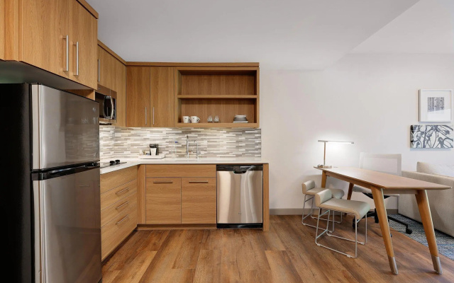 1 Bedroom Double Suite