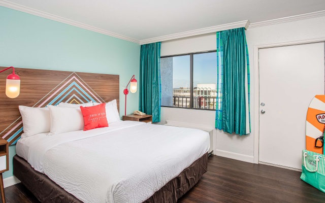 Suite with ocean view