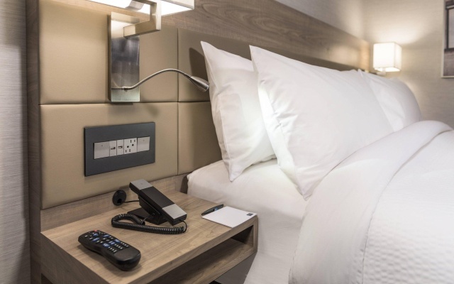 2 Bedrooms Double Suite
