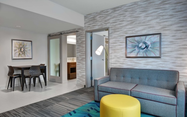 1 Bedroom Suite