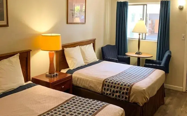 Standard Sextuple room