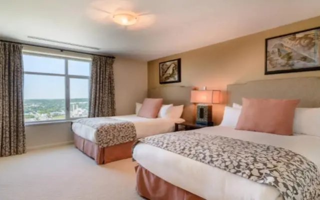 3 Bedrooms Suite with balcony