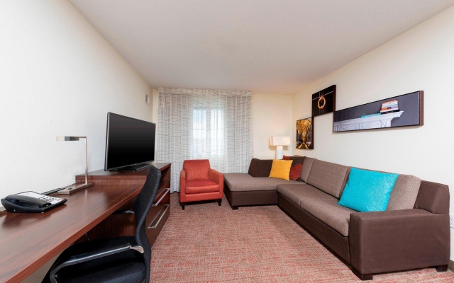 2 Bedrooms Suite
