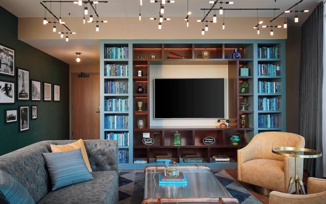 1 Bedroom Suite with city view
