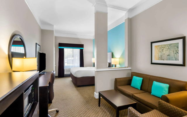 Double Suite