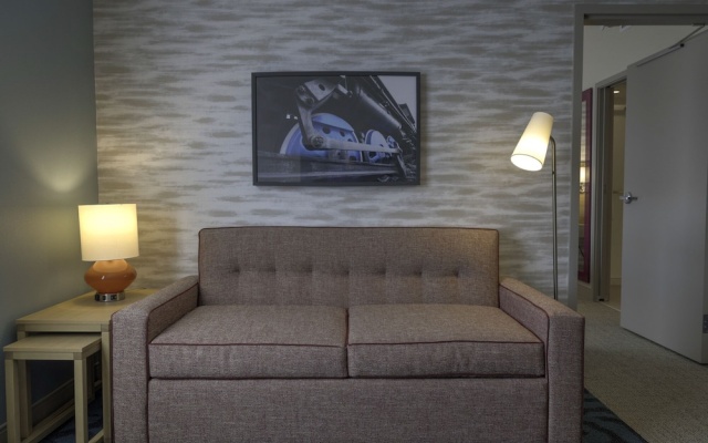 1 Bedroom Suite