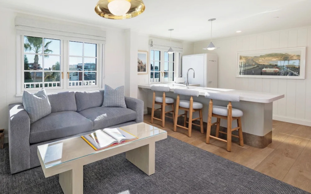 Double Suite