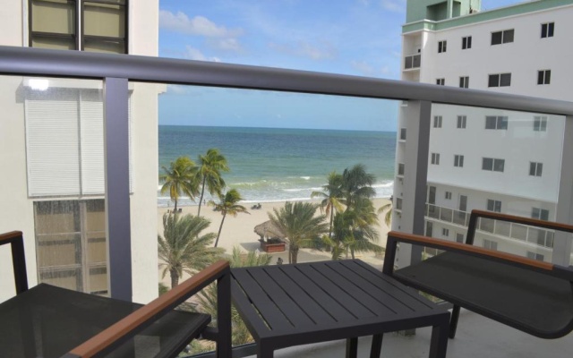Apartment with sea view