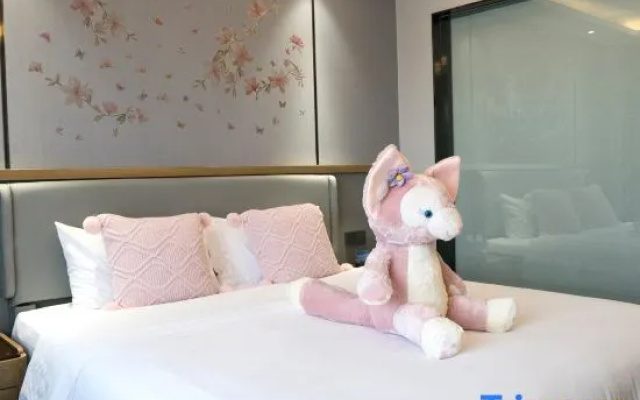 Bed in Dorm (female dorm)