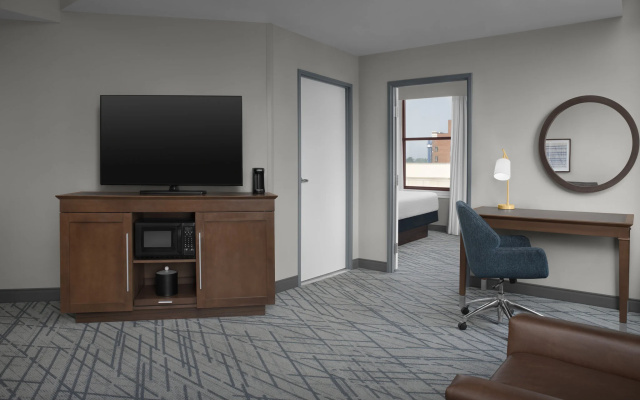 Double Suite