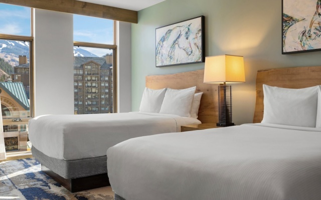 3 Bedrooms Presidential Suite with balcony
