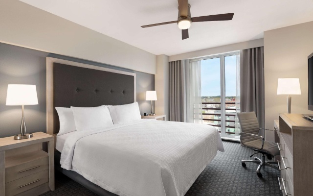 1 Bedroom Premium Double Suite