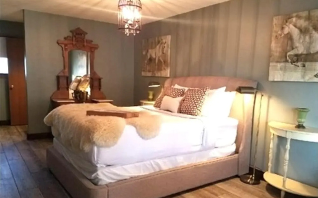 Standard Cottage