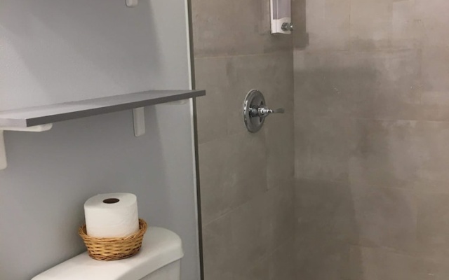 Comfort room