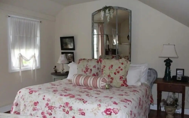 Double Cottage