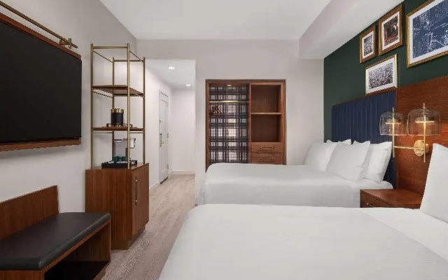 Standard Double room with view
