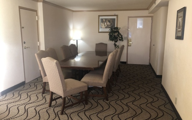 Double Suite