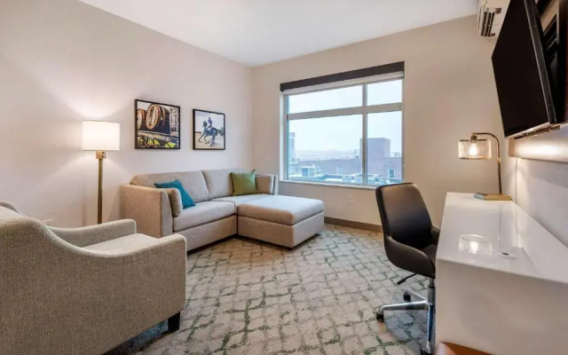 Double Suite