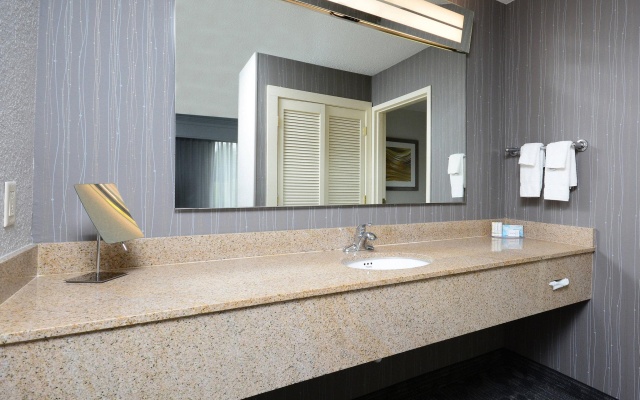 2 Bedrooms Double Suite with balcony