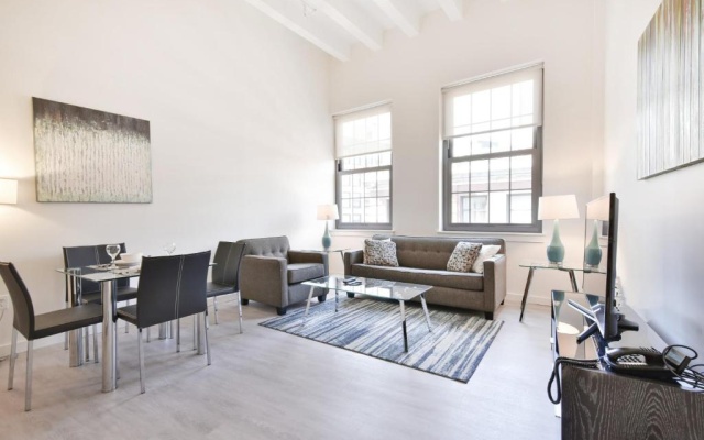 2 Bedrooms Luxury Apartment