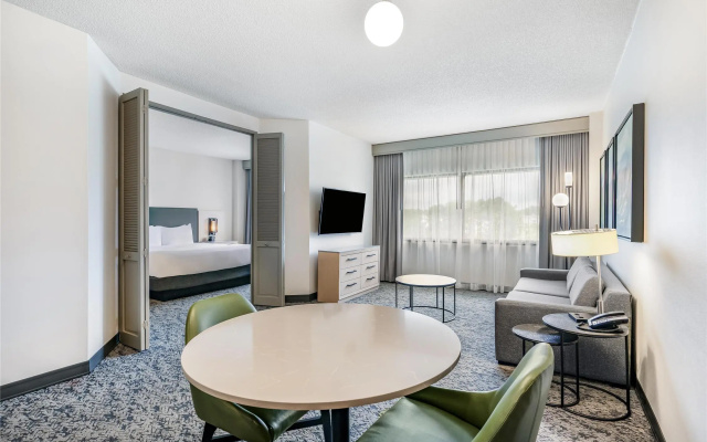 1 Bedroom Suite
