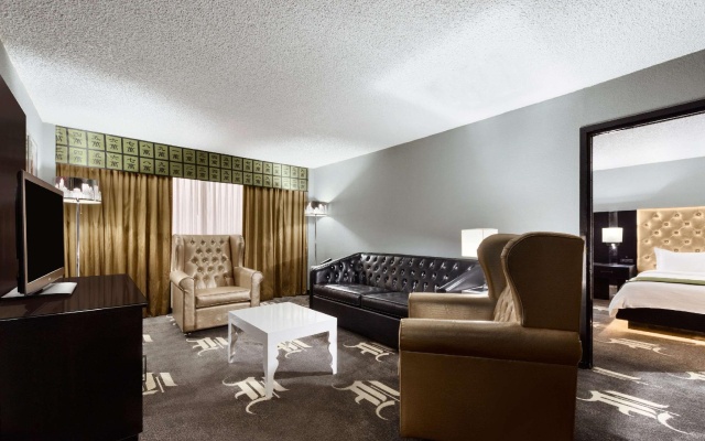 Double Suite