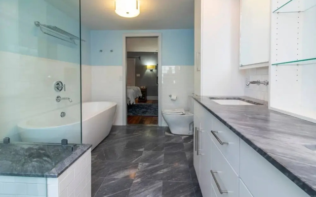 3 Bedrooms Standard room with balcony