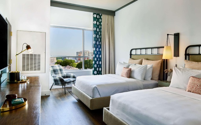 Deluxe Quadruple room
