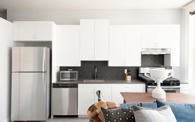 3 Bedrooms Apartment