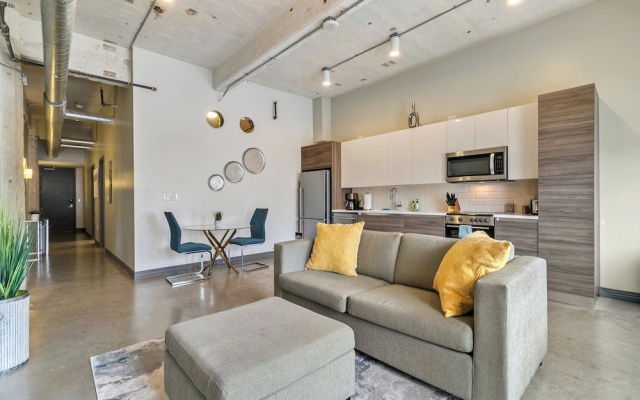 Executive Double Apartment with city view