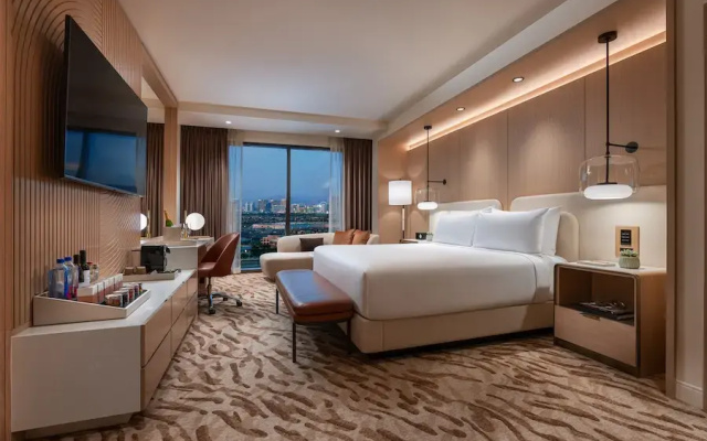 Standard Double room with partial view