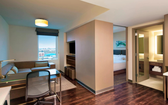 1 Bedroom Suite