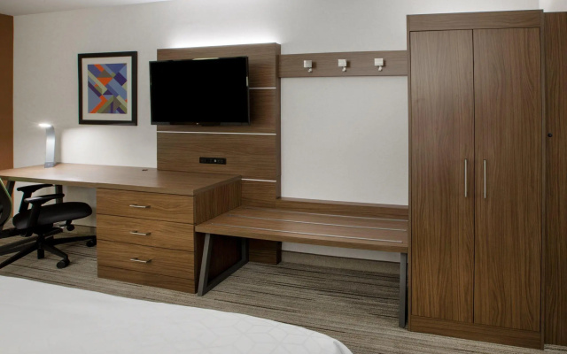 Quadruple Suite