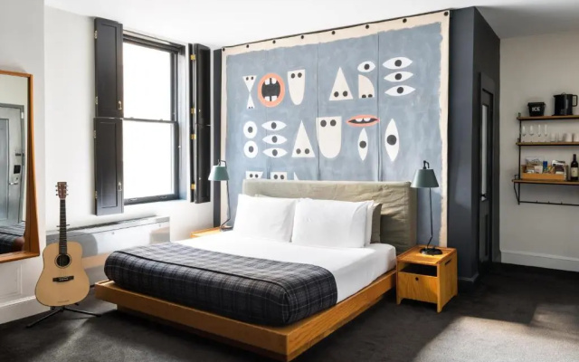 Medium Double room