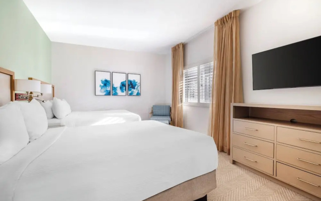 2 Bedrooms Quadruple Suite