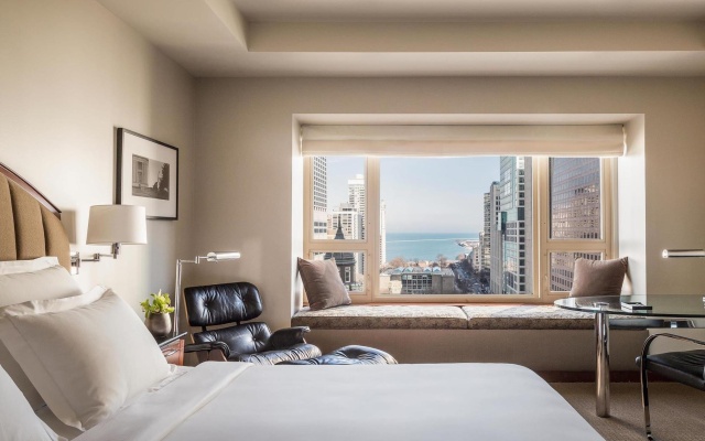 Double room with lake view