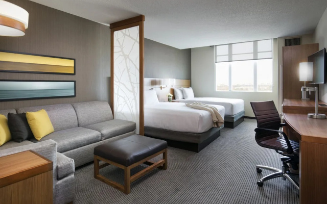 Quadruple Room (With Sofa Bed) 