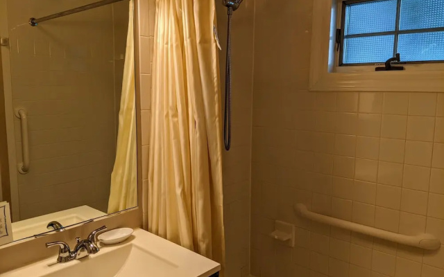 Standard Double Basement room