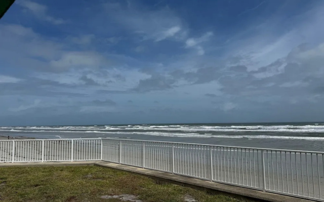 Family Apartment beachfront