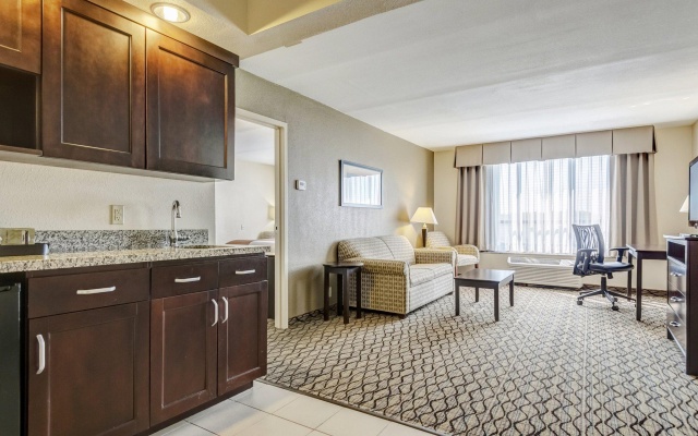 Double Suite
