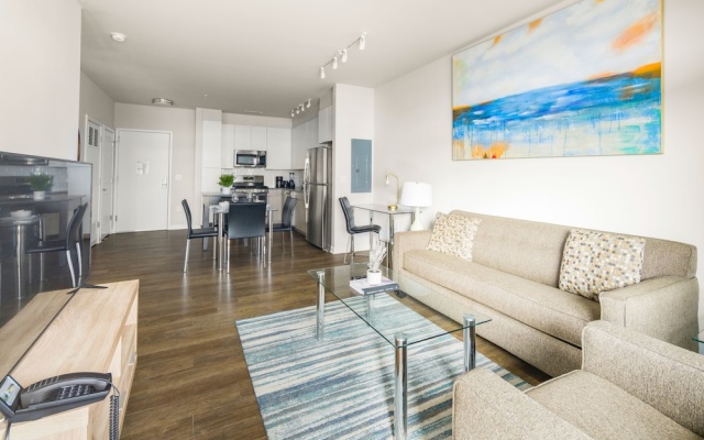 2 Bedrooms Luxury Apartment